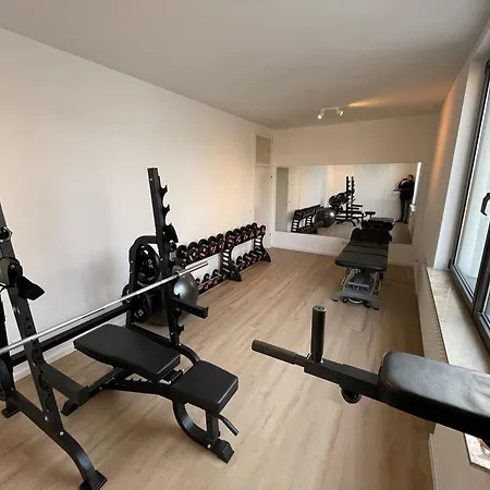 Appartement 4-schlafzimmer-apartment Messe & Airport - Parken & Gym