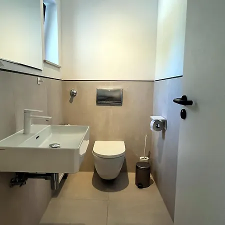 Appartement 4-schlafzimmer-apartment Messe & Airport - Parken & Gym Düsseldorf